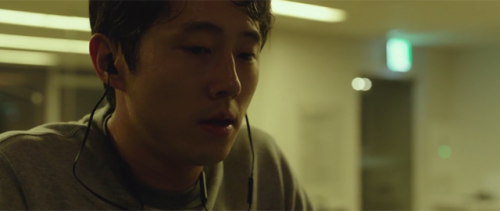 throughaglassdarkly1961:Steven Yeun in 버닝 Burning (2018) dir....