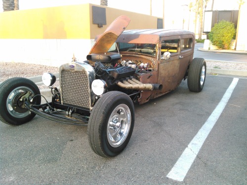 justneedsalittlework:Lots of details on this wild Rat Rod...