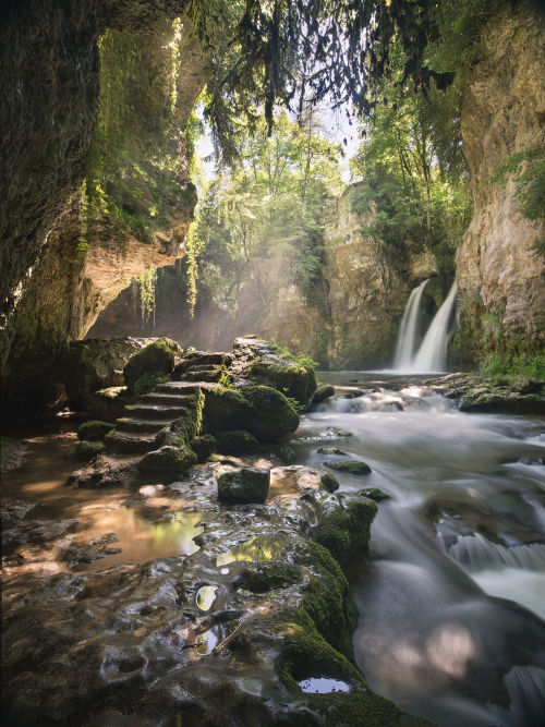 travelgurus:Tine de Conflens at La Sarraz, Switzerland...