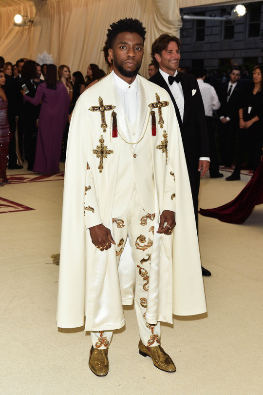 MEN+FASHION : REDCARPET - MET GALA 2018 Chadwick Boseman in...