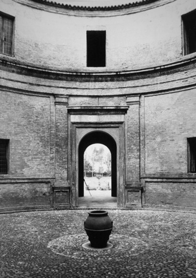 ofhouses:<br /><br />414. Andrea Mantegna ///	Casa del Mantegna		/// Mantova,	Italy	///	1476OfHouses guest curated by Studiospazio:”This house hosts the atelier of Mantegna on the ground floor and his apartment on the upper floor. It can be understood as a solitary building with a central courtyard, as well as a townhouse embedded in the urban fabric.Because of the coexistence of these two contrasting characters the intangible inner world avoids the isolation from the city.”(Photo:<br /> © G. Newman, Studio Calzolari, Alessandro Avi, Giuseppe Gradella.)