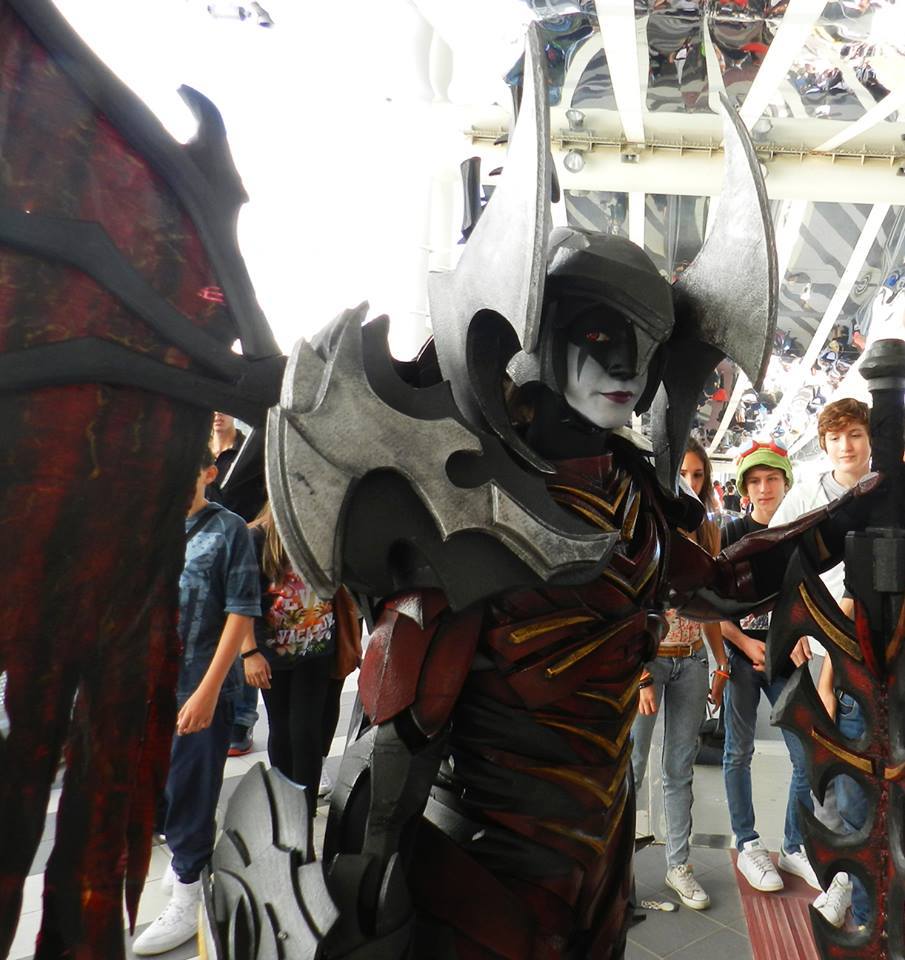 Locke and Load | kamikame-cosplay: Epic Aatrox cosplay from...