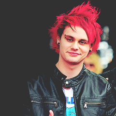 michael clifford icons on Tumblr