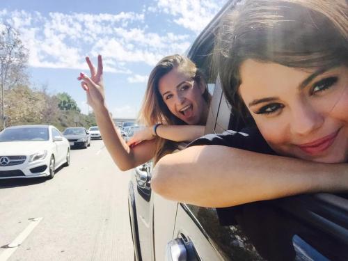 smg-news:@selenagomez: Ok traffic sucks like ALL THE TIME. But...