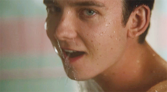 ausCAPS: Asa Butterfield shirtless in Sex Education 1-06 