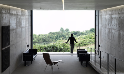 dezeen:<br /><br />House in Sri Lanka by Tadao Ando<br />See all our architecture stories»<br />Follow us on Twitter»<br />