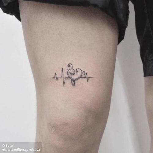 By Suya, done at The Day After Tattoo, Daegu.... small;bass clef;treble clef;tiny;love;thigh;suya;ifttt;little;heartbeat;music;sketch work