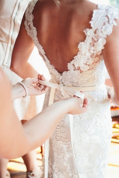 wedding gown of the day wedding weddings bride bridal gowns