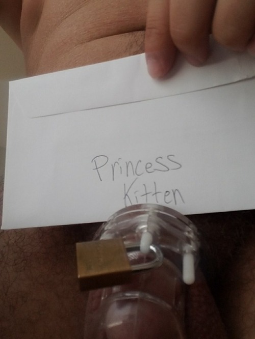 sadisticprincessk:The beginning of @breastmilkslave and I....