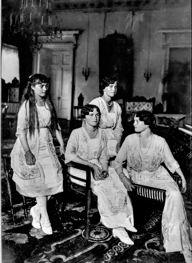 the four romanov sisters