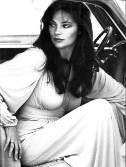 Jacqueline Bisset - Vogue, 1973