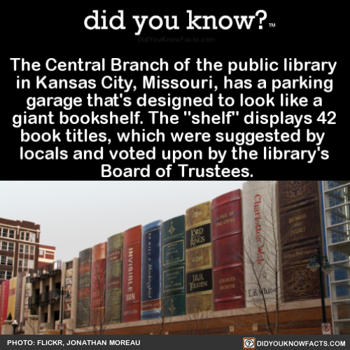 the-central-branch-of-the-public-library-in-kansas