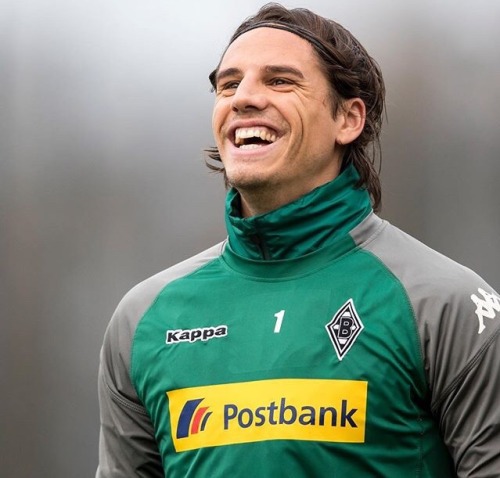 yann sommer on Tumblr