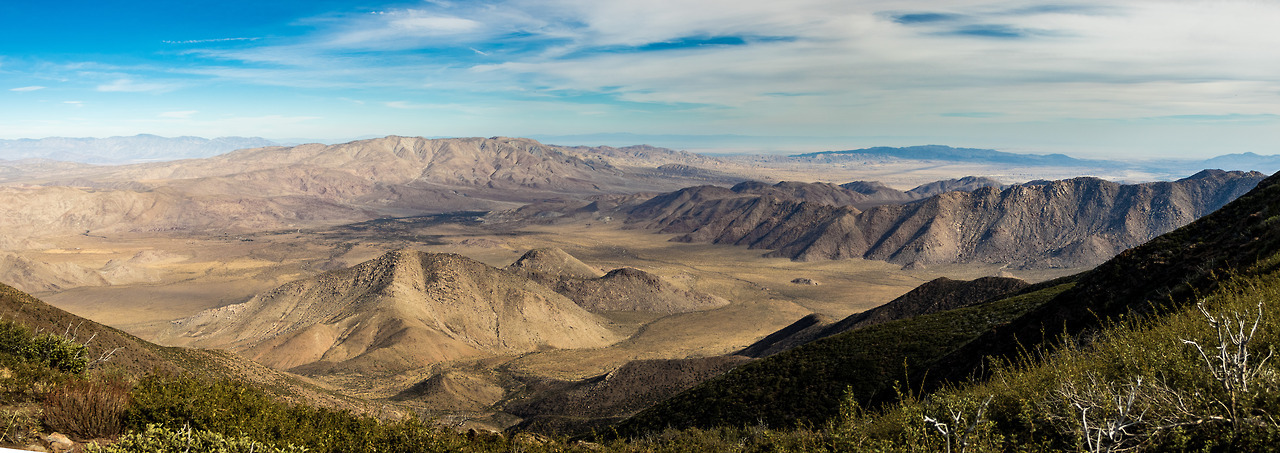 A View Of The Desert From The Pacific Crest Trail. - Welcome To The Ice ...