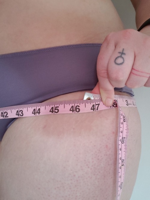 happy-healthy-spirit:December 17, 2018 Waist and hip size on...