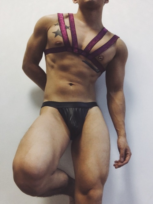 privateoli:Harness made by oli