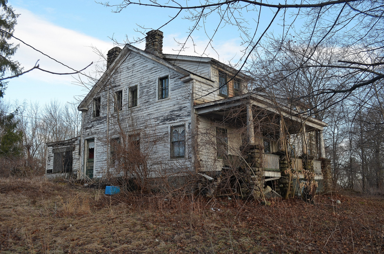 abandoned house archives