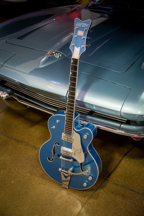 fuzzed-and-fading:Gretsch G6136T-59 Falcon