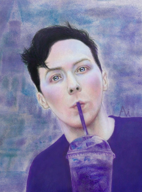 sentient-houseplant:petition for @amazingphil to wear more...