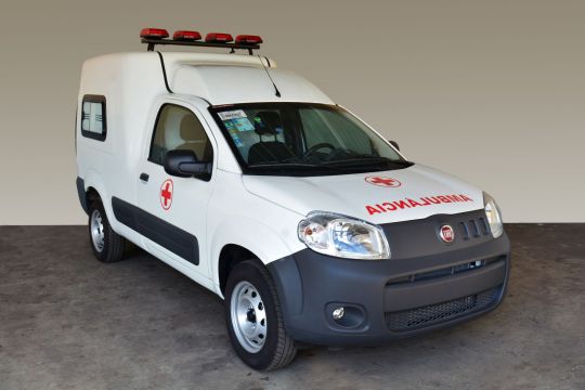 fiat fiorino ambulancia frente