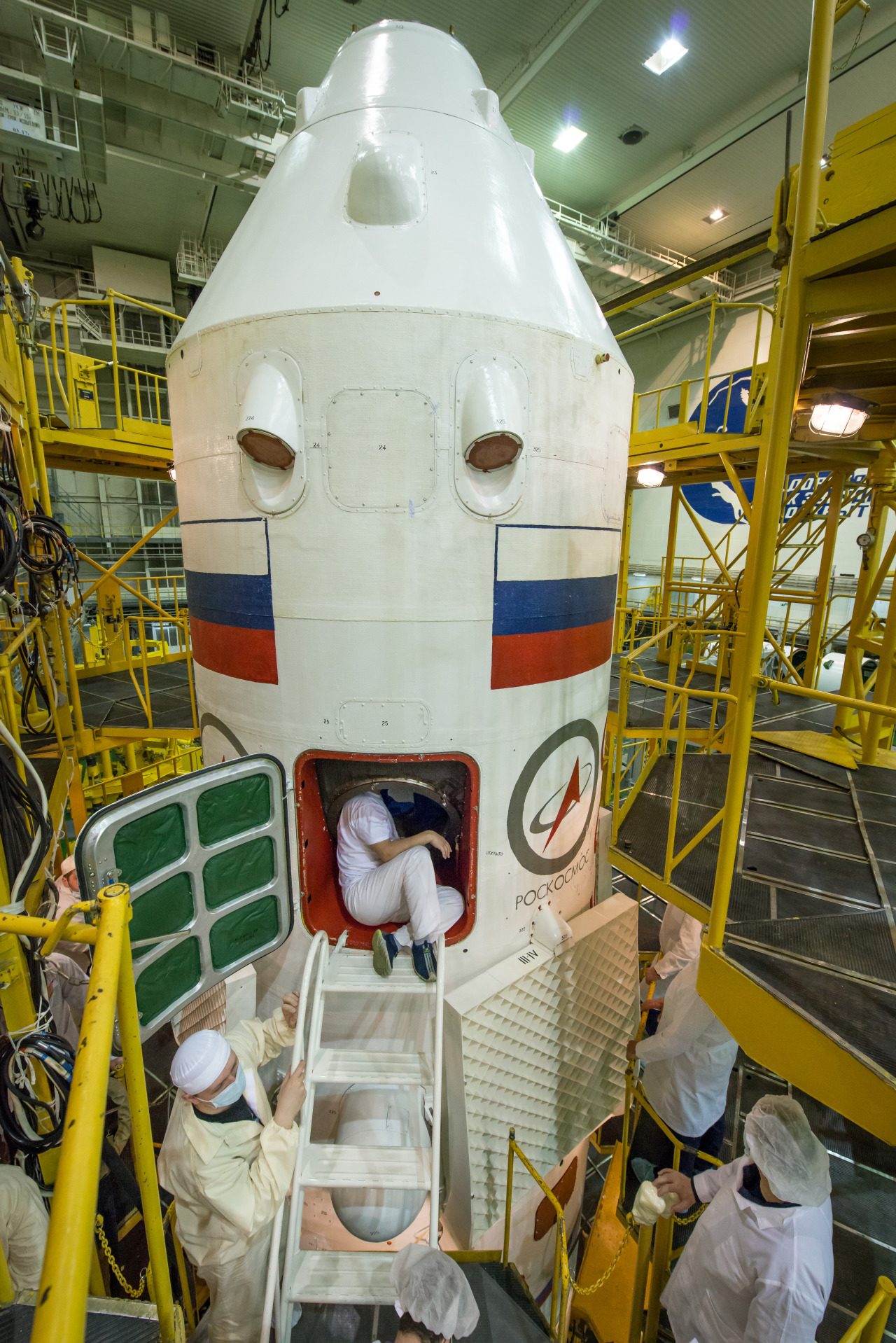 T-3 days (24 March, 2015) NASA’s one year mission... - Exploring Space