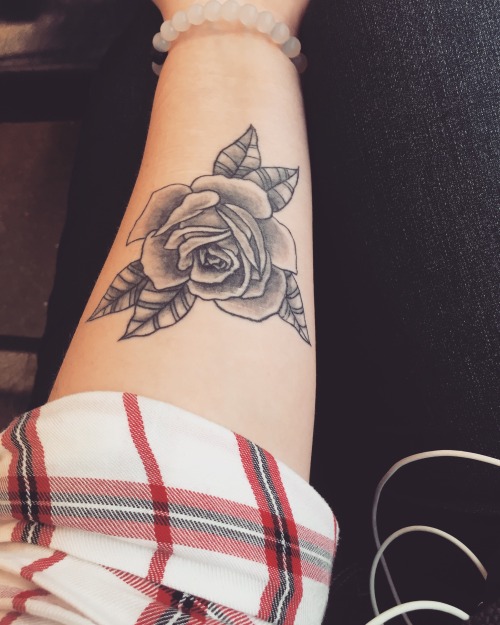 my rose done by Pixie at Wyld Chyld Tattoo (Long Island, NY) 