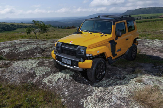 Troller T4 2020 não ganhou nada além de cores novas e reajuste nos preços, e continua sem airbags, comprometendo segurança dos ocupantes.