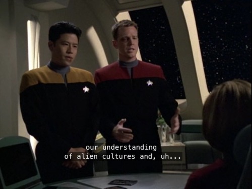 betterhomesandhobbits:How Janeway must see these two disasters