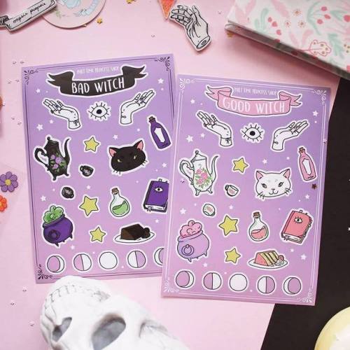 sosuperawesome:Pins / Stickers / T-ShirtsPart Time Princess on...