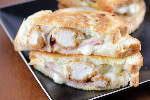 foodffs:CHICKEN CORDON BLEU GRILLED CHEESEReally nice...