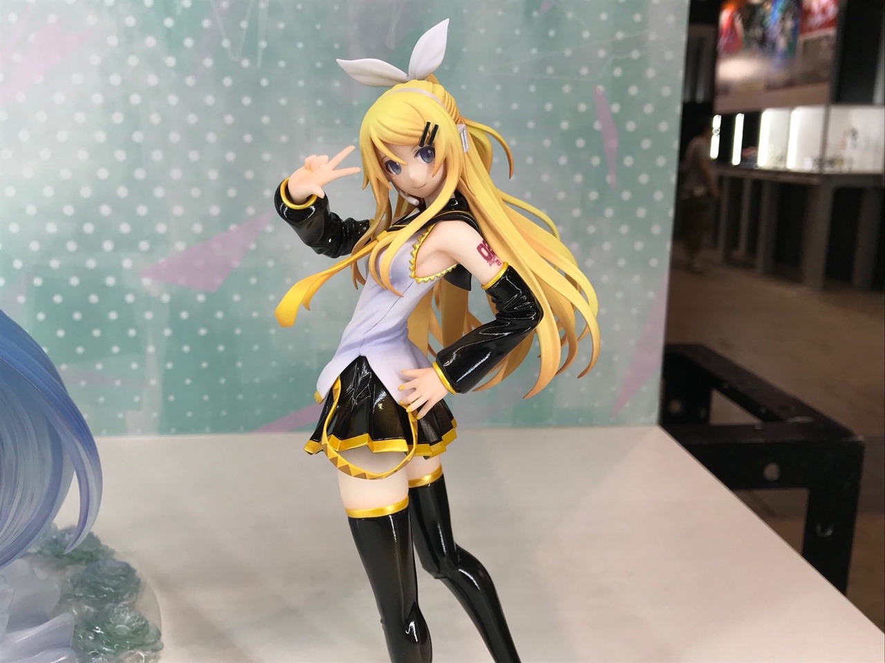 rin racing figure