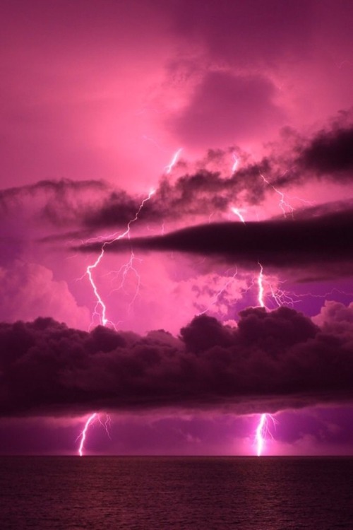 magenta storm | Tumblr