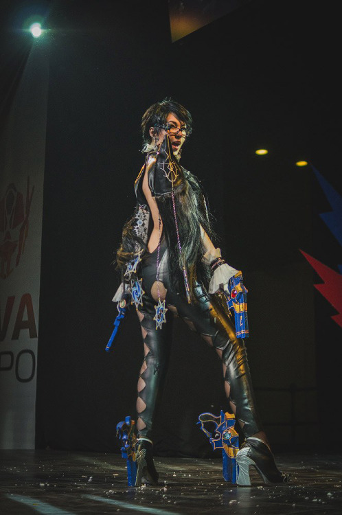 cosplaygirl:Bayonetta 2 - AvaExpo 2014 by arienai-ten on...