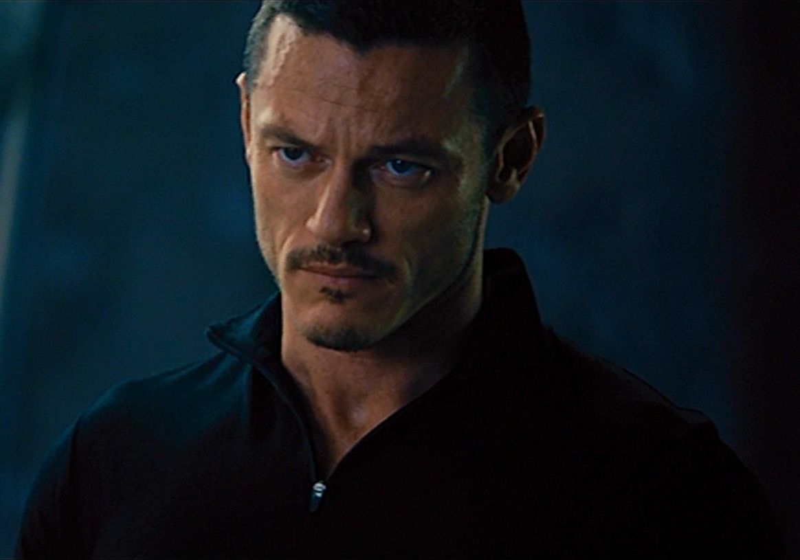 Luke Evans Screencaptures: Your No. 1 Source • 062/100 movie stills of ...