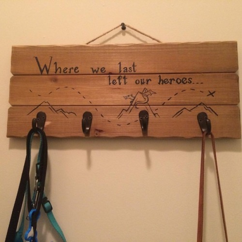 dnd fantasy hanger wood dungeonsanddragons coathanger paint wherewelastleftourheroes homedecor