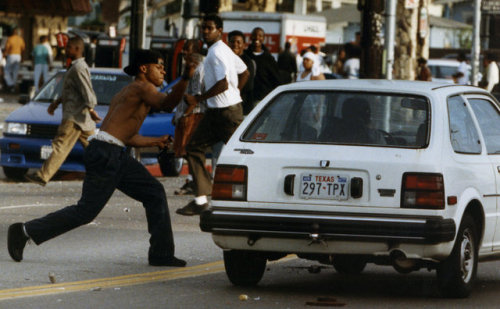 bobbycaputo:What Photographers Of The LA Riots Really Saw...