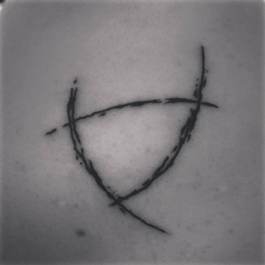 And finally, in honor of #theravenking, these are @maggie_stiefvaterâs ley lines. I am hopelessly enamored with Richard Gansey III, and now heâs with me forever. Thank you for a (mostly) painless adventure tonight, @hec7688! #theravenking...
