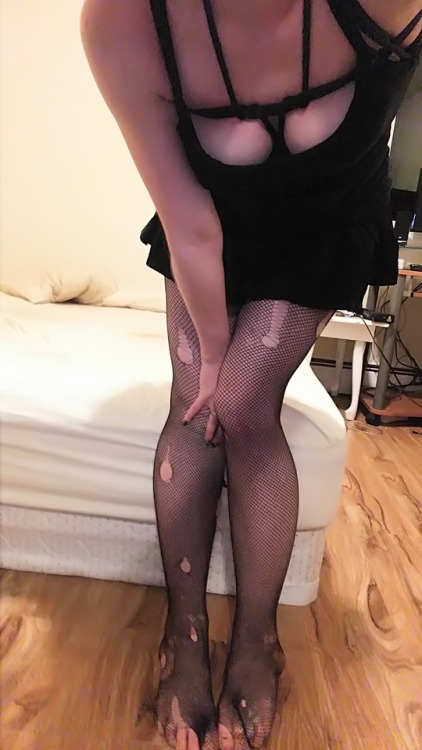 indecentlymeek:Hmmmm… Before i needed new fishnets after I...