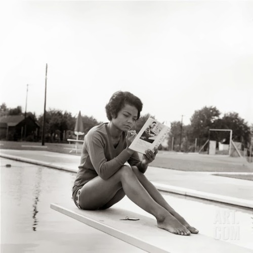 cryoverkiltmilk:hopeful-melancholy:Eartha Kitt photographed...