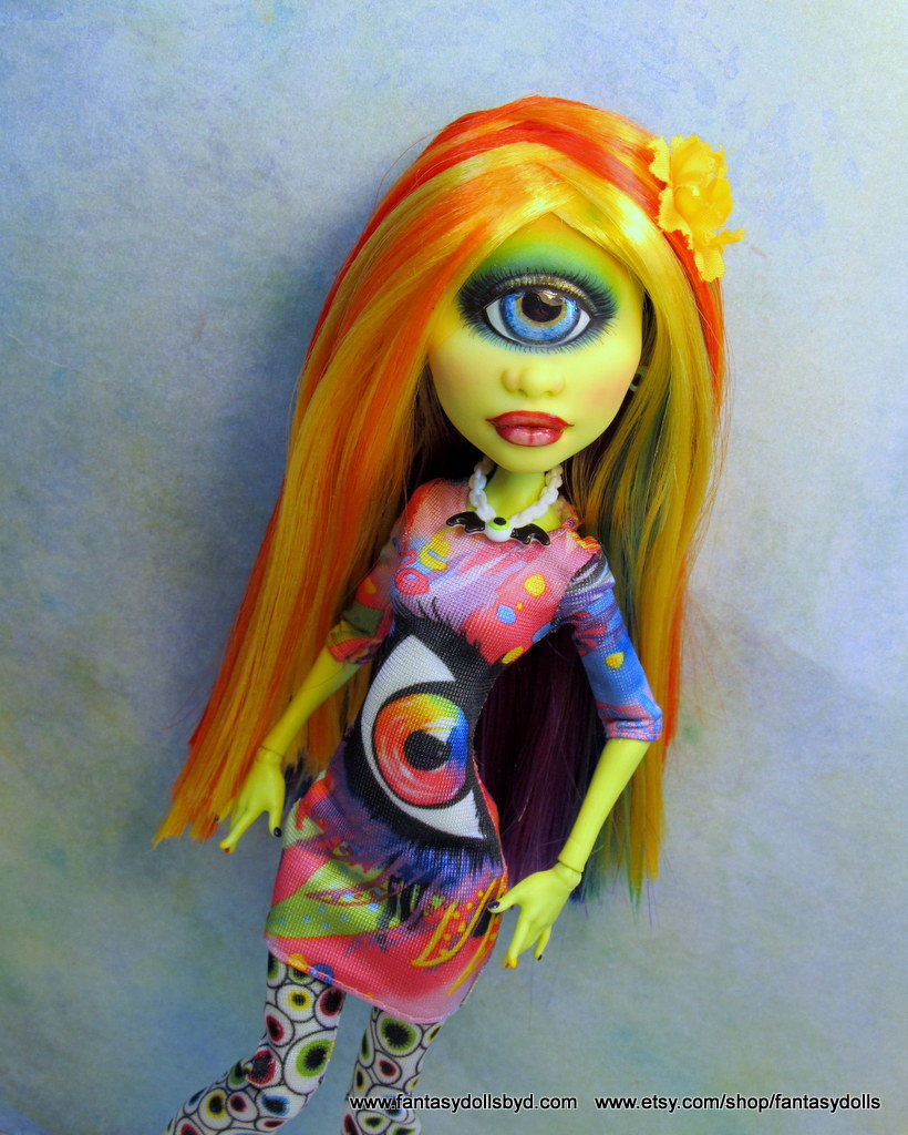 cyclops monster high doll