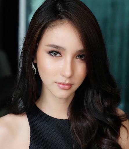 Hot thai women
