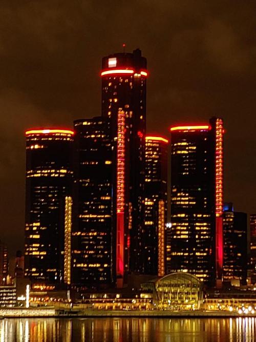 evilbuildingsblog:The GM headquarters in Detroit.