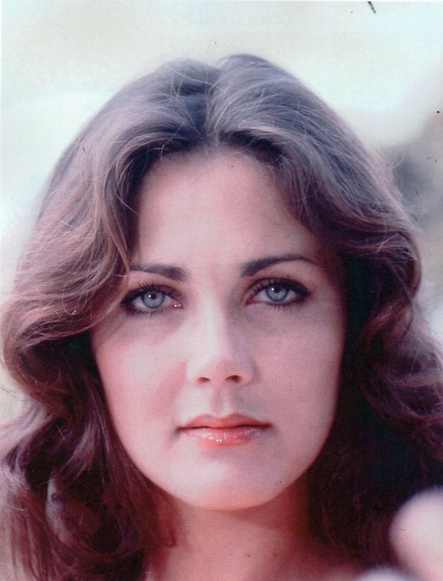 LYNDA CARTER