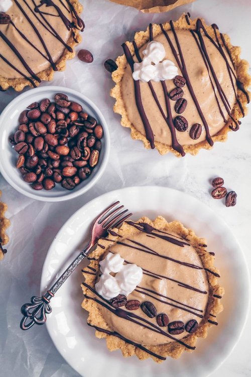 Coffee Vanilla Tart (V+GF) coffee vanilla tart food vgf vgf tart vegan tart gluten free tart recipe