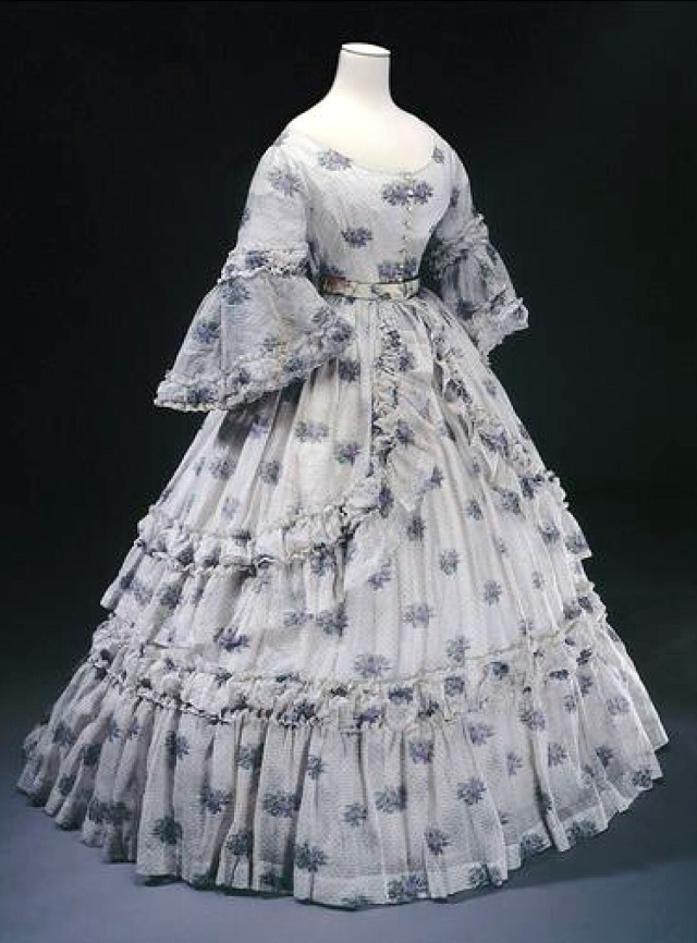 Dress, c. 1850. ↳ Cross-Museum – art from French... | THE VINTAGE THIMBLE