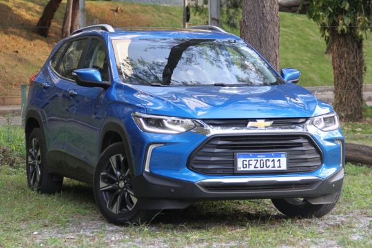 chevrolet tracker 2021 azul de frente