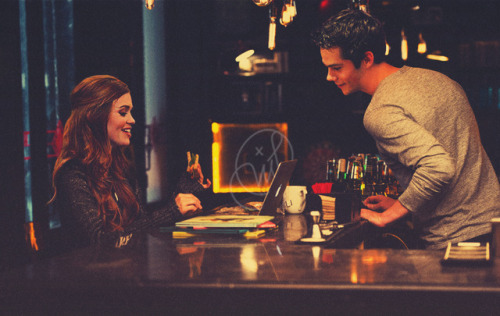 myshipsdontcrack:Stydia / COLLEGE AUWhile attending George...