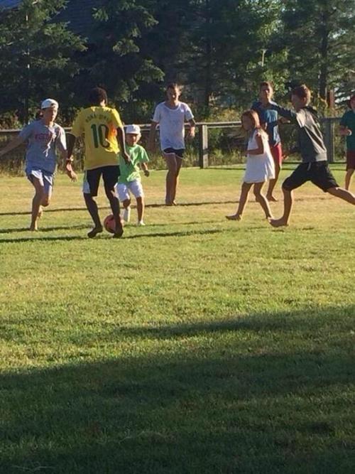 too legit look at this child hs candids 26.7.14