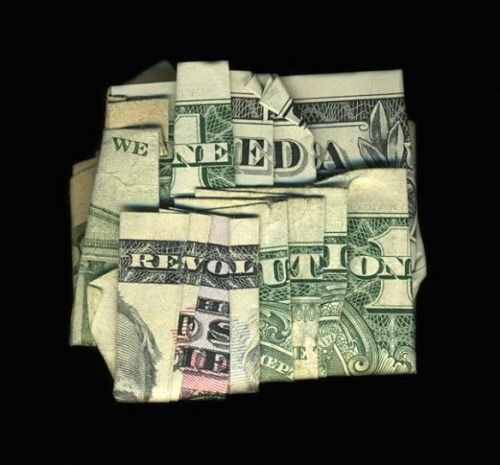 ineversurrender:Money art