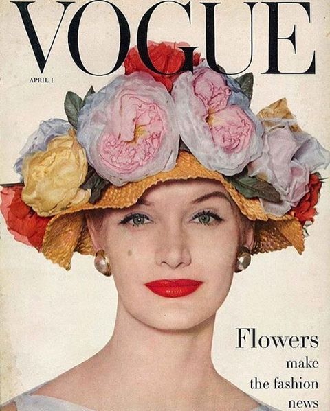 historyoffashion fashion fashionisawayofart vintagefashion spring vintagevogue vintagecover 7daysofspringcovers flowers voguemagazine vogue